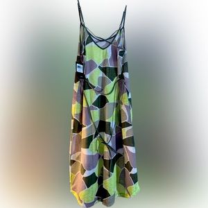 Mountain Hardwear Dress NWT 
Everyday Perfect Dress 
Size Medium 
Multi Colored